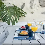 Guestready - Sunny Patio Paradise In 아파트